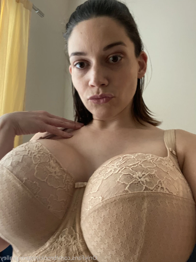 Brooklyn Springvalley [ brooklynspringvalley ] Onlyfans leaked photo 13884851 on Hotleaks.tv