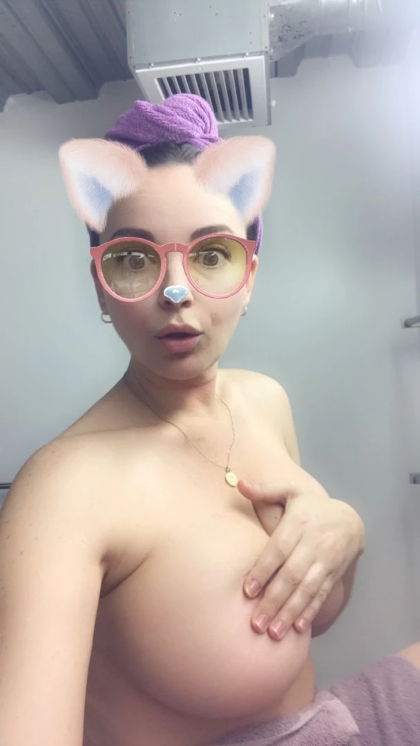 Dana DeArmond [ danadearmond ] Onlyfans leaked photo 9888797 on Hotleaks.tv