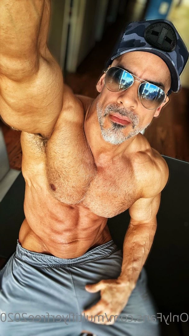 multiflyerfree2020 Onlyfans leaked photo 2155119 on Hotleaks.tv