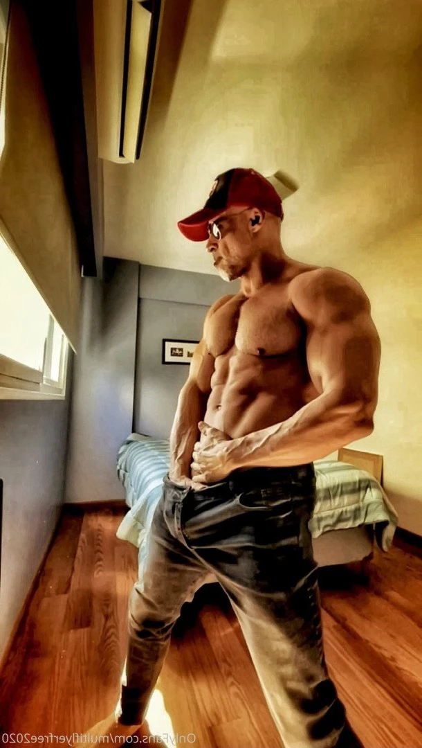 multiflyerfree2020 Onlyfans leaked photo 3792965 on Hotleaks.tv