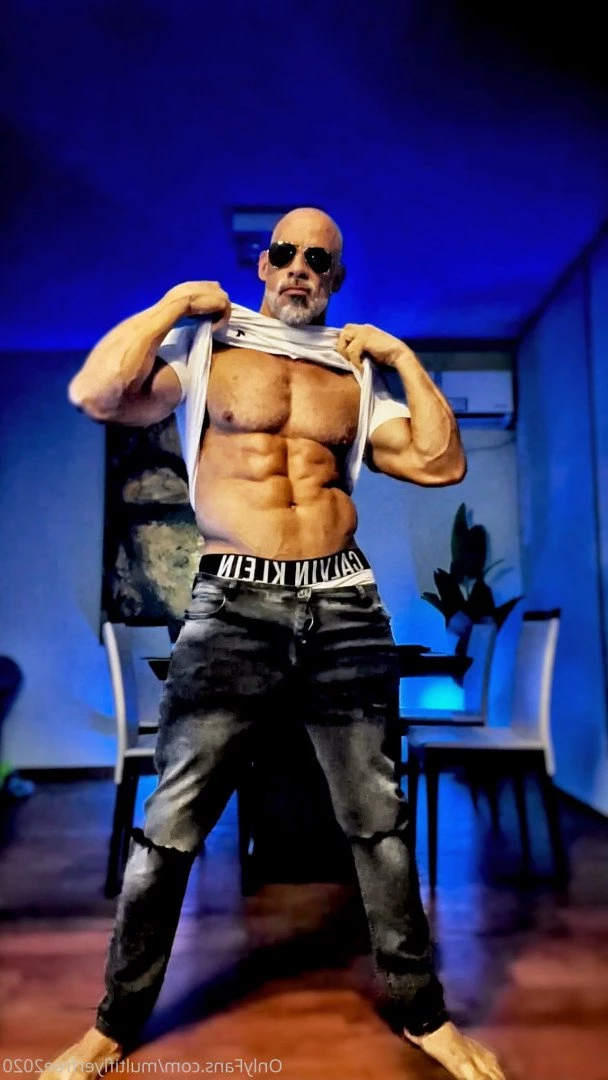 multiflyerfree2020 Onlyfans leaked photo 3810408 on Hotleaks.tv