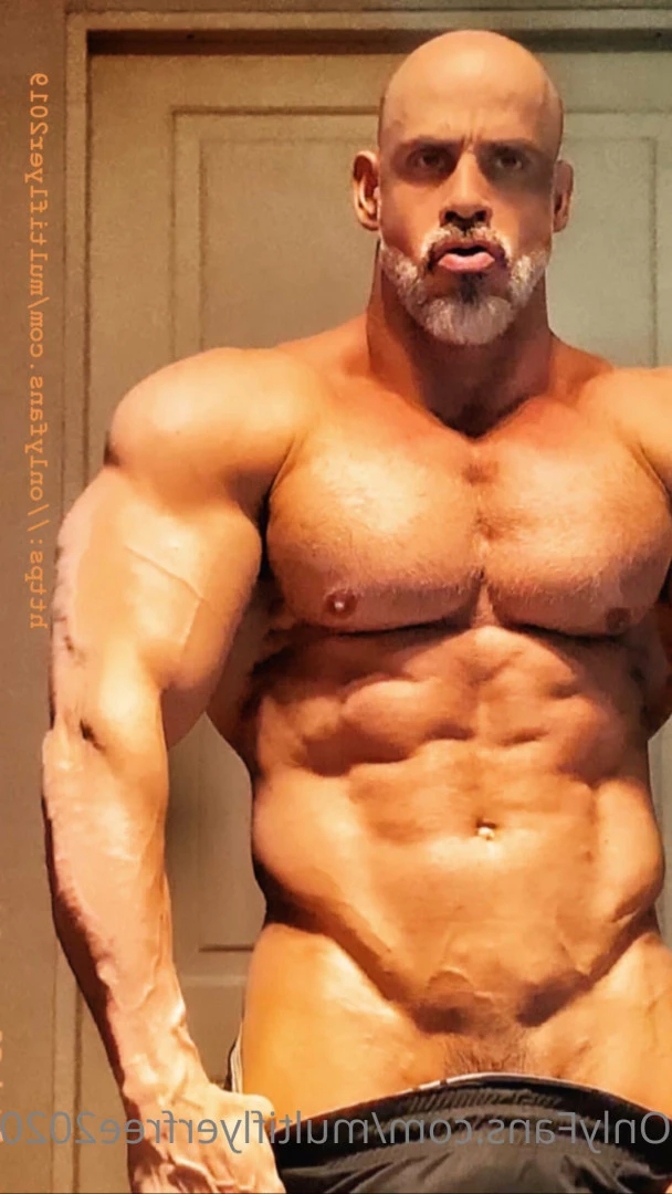 multiflyerfree2020 Onlyfans leaked photo 9595242 on Hotleaks.tv