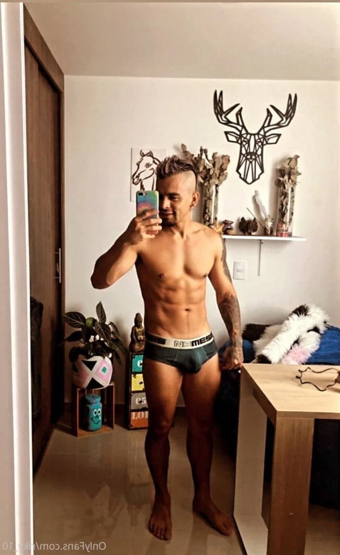 Ricky alvarez [ riky_10 ] Onlyfans leaked photo 2154102 on Hotleaks.tv