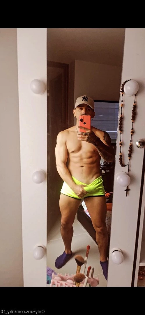 Ricky alvarez [ riky_10 ] Onlyfans leaked photo 2154121 on Hotleaks.tv