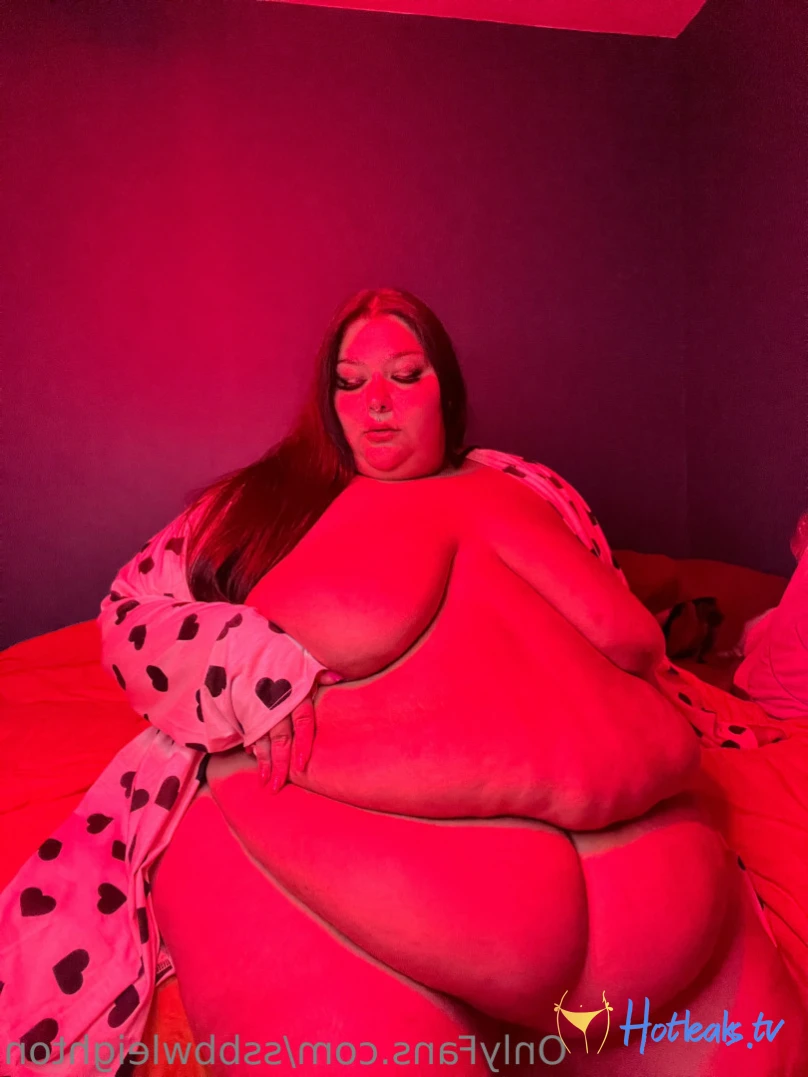 ssbbwleighton Onlyfans leaked photo 14991439 on Hotleaks.tv