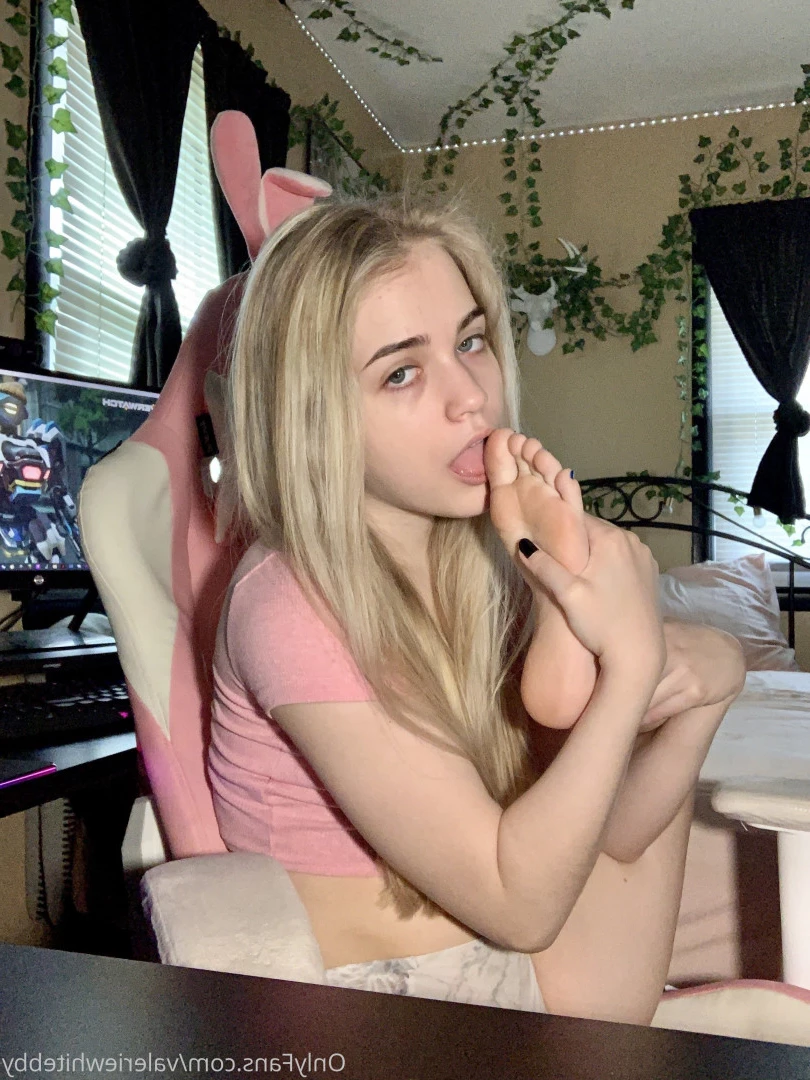 Valerie ✨ [ valeriewhitebby ] Onlyfans leaked photo 9921486 on Hotleaks.tv