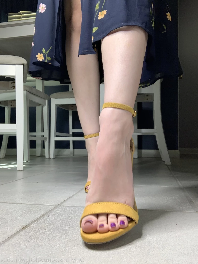 Valerie ✨ [ valeriewhitebby ] Onlyfans leaked photo 9922614 on Hotleaks.tv