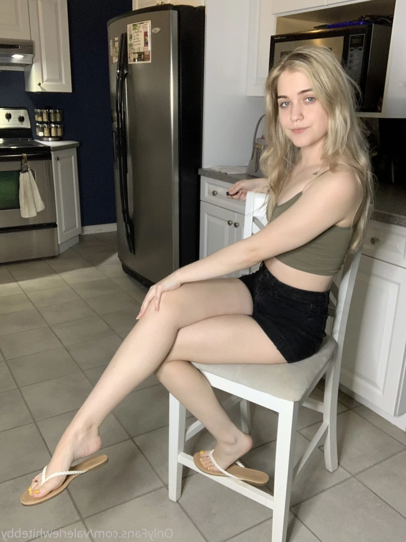 Valerie ✨ [ valeriewhitebby ] Onlyfans leaked photo 9933177 on Hotleaks.tv