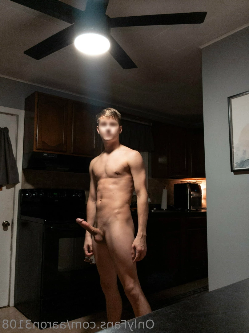 aaron3108 Onlyfans leaked photo 9603282 on Hotleaks.tv