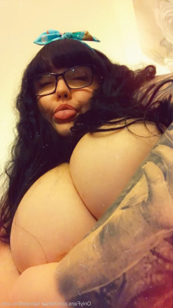 💟 𝗙 𝗔 𝗧  𝗕 𝗥 𝗔 𝗧 💟 [ fatbrat ] Onlyfans leaked photo 11601981 on Hotleaks.tv