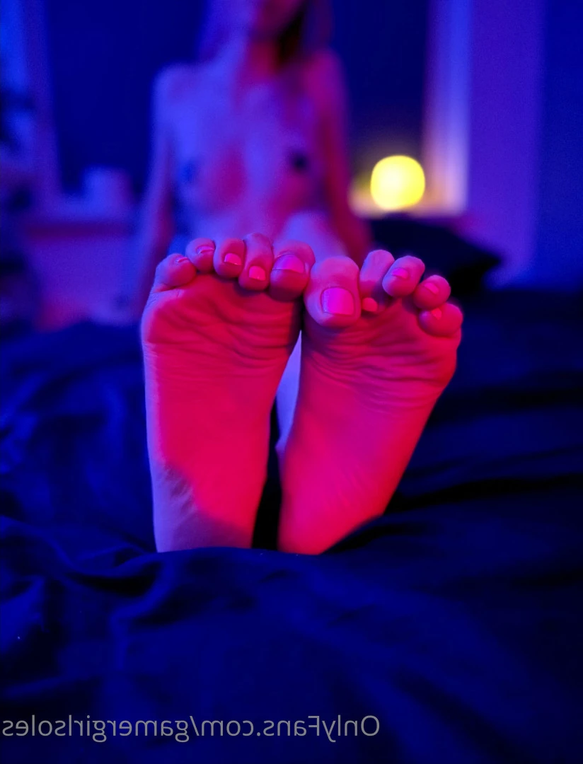 Gamer Girl Soles [ gamergirlsoles ] Onlyfans leaked photo 6205049 on Hotleaks.tv