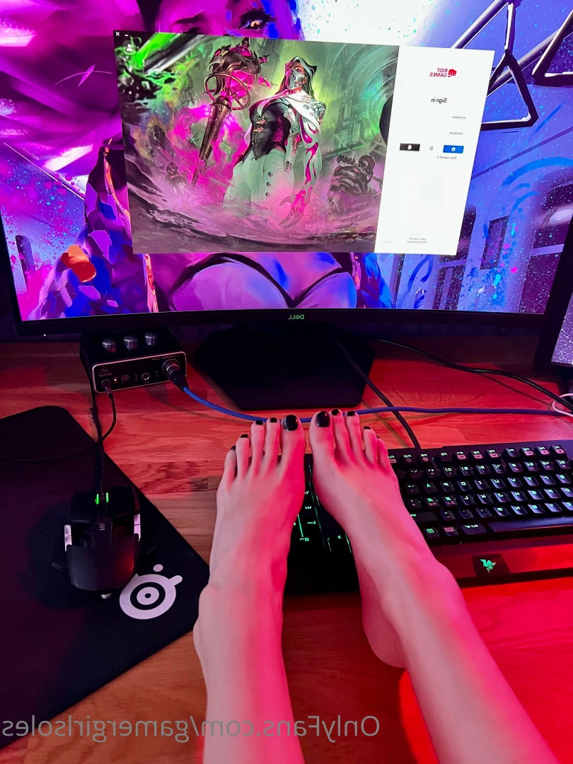 Gamer Girl Soles [ gamergirlsoles ] Onlyfans leaked photo 6205219 on Hotleaks.tv