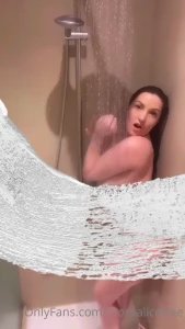 9110156