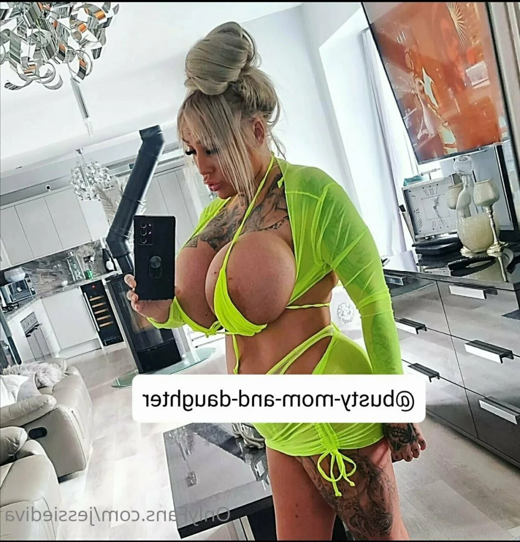 𝗝𝗲𝘀𝘀𝗶𝗲 𝗗𝗶𝘃𝗮 🎀 [ jessiediva ] Onlyfans leaked photo 6426321 on Hotleaks.tv