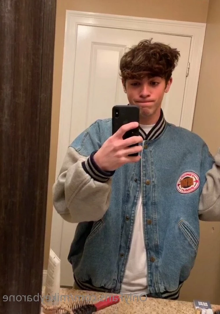 MIKEY 🔥 [ mikeybarone ] Onlyfans leaked photo 3826015 on Hotleaks.tv