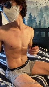 2823613