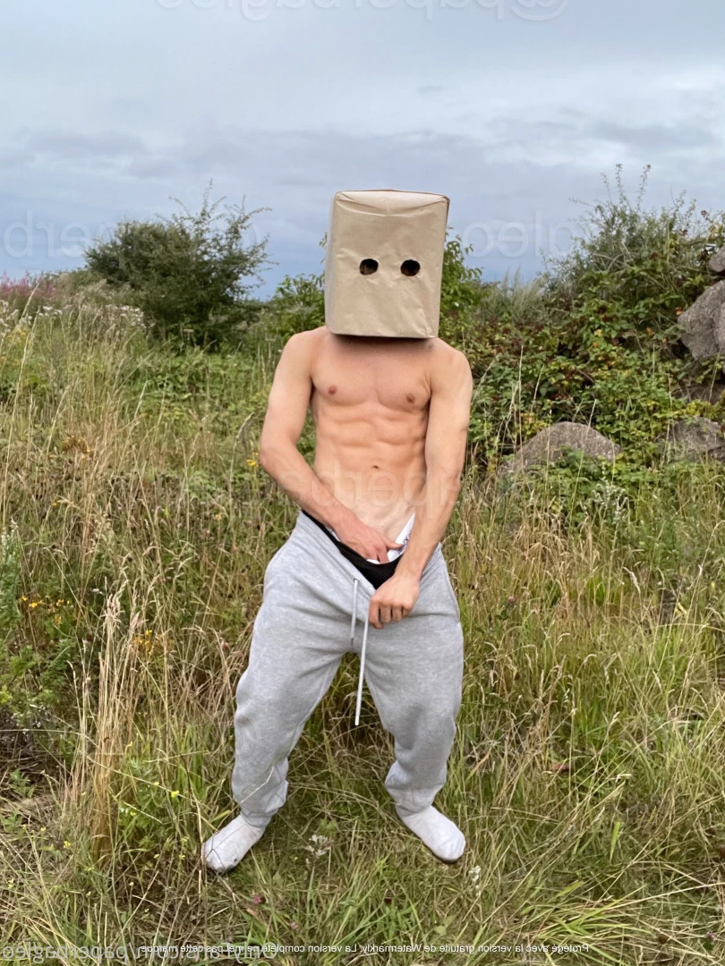 Paper Bag Leo [ paperbagleo ] Onlyfans leaked photo 6119806 on Hotleaks.tv