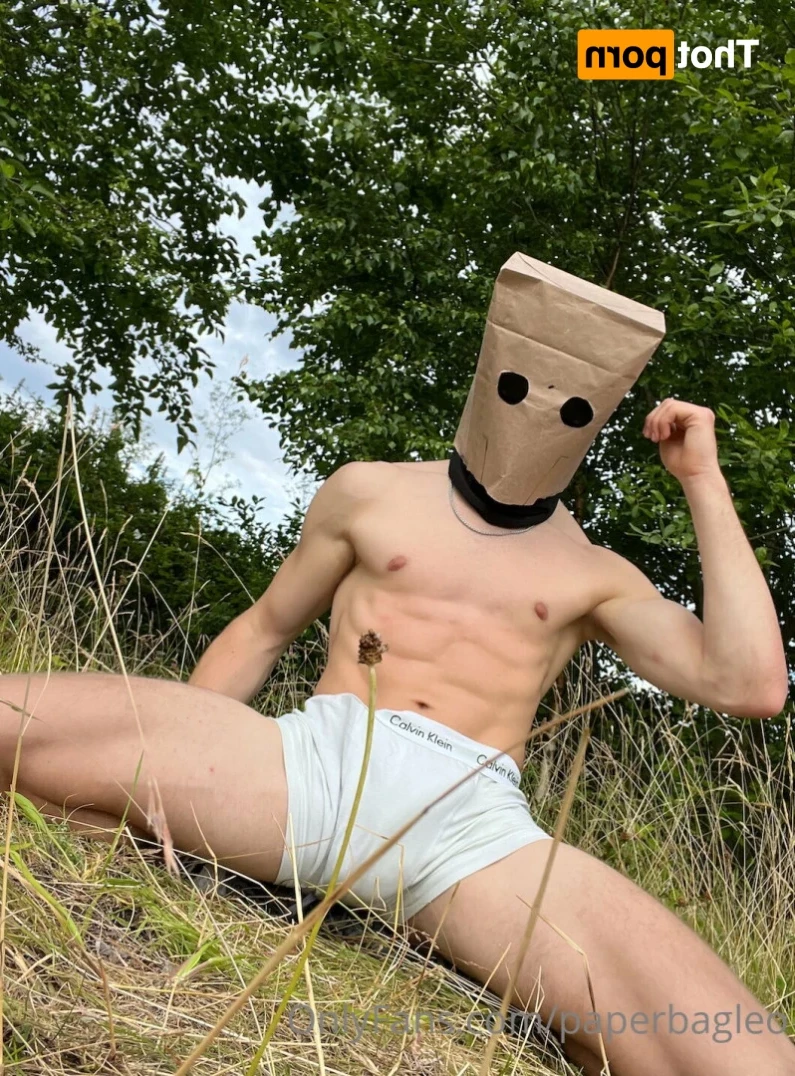 Paper Bag Leo [ paperbagleo ] Onlyfans leaked photo 13453777 on Hotleaks.tv