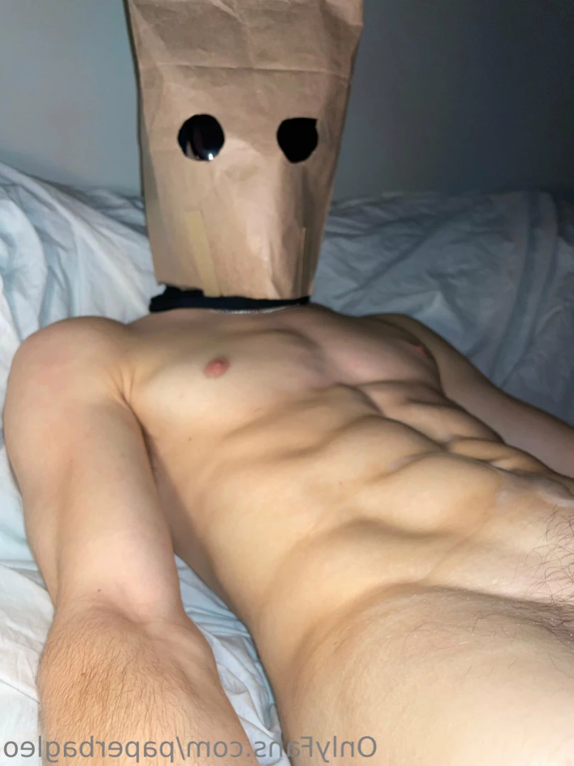 Paper Bag Leo [ paperbagleo ] Onlyfans leaked photo 13656791 on Hotleaks.tv