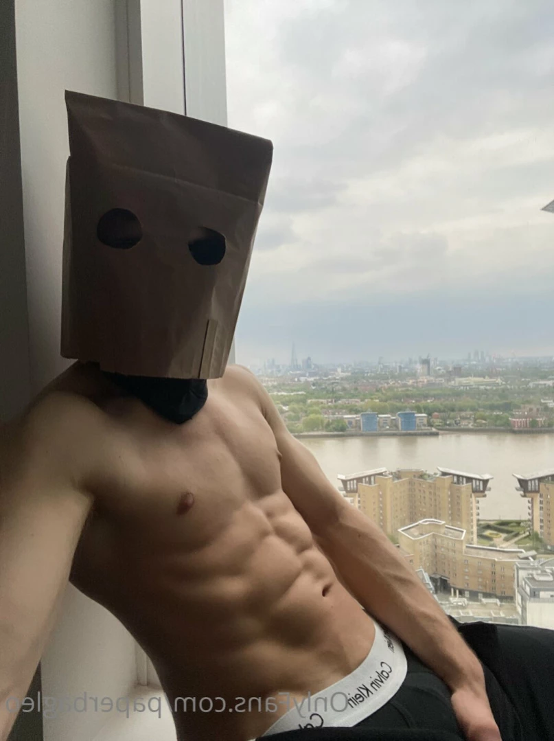 Paper Bag Leo [ paperbagleo ] Onlyfans leaked photo 14787403 on Hotleaks.tv