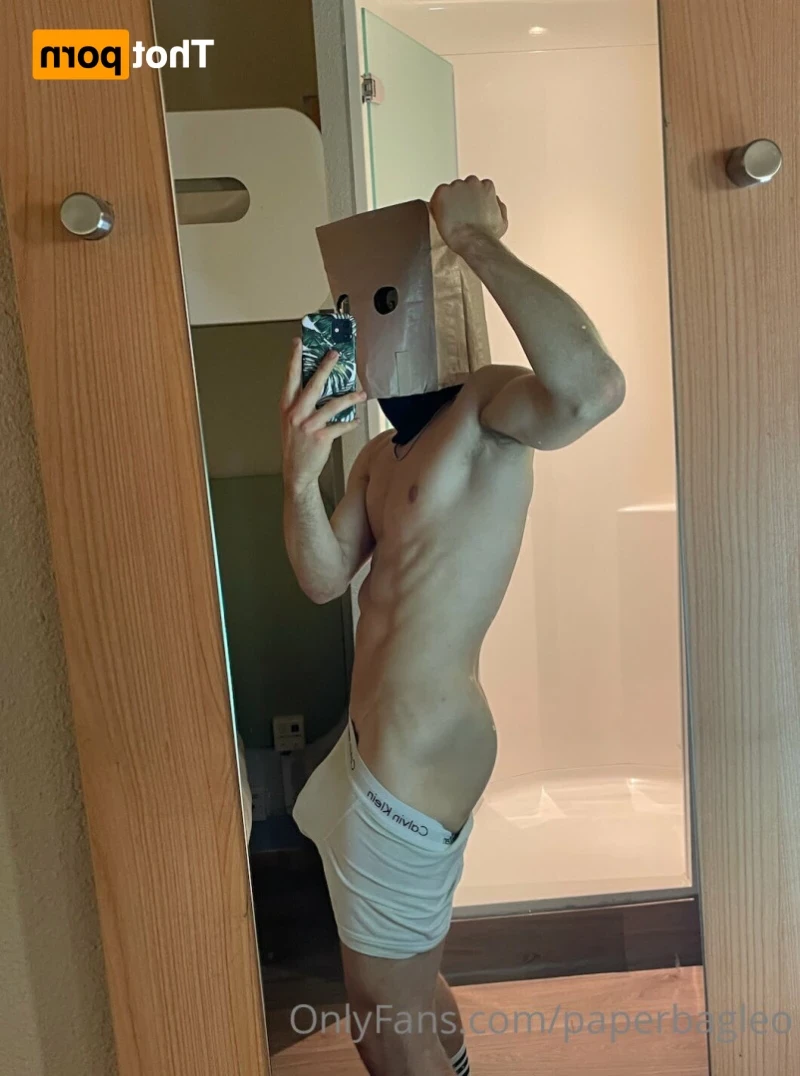 Paper Bag Leo [ paperbagleo ] Onlyfans leaked photo 15397697 on Hotleaks.tv