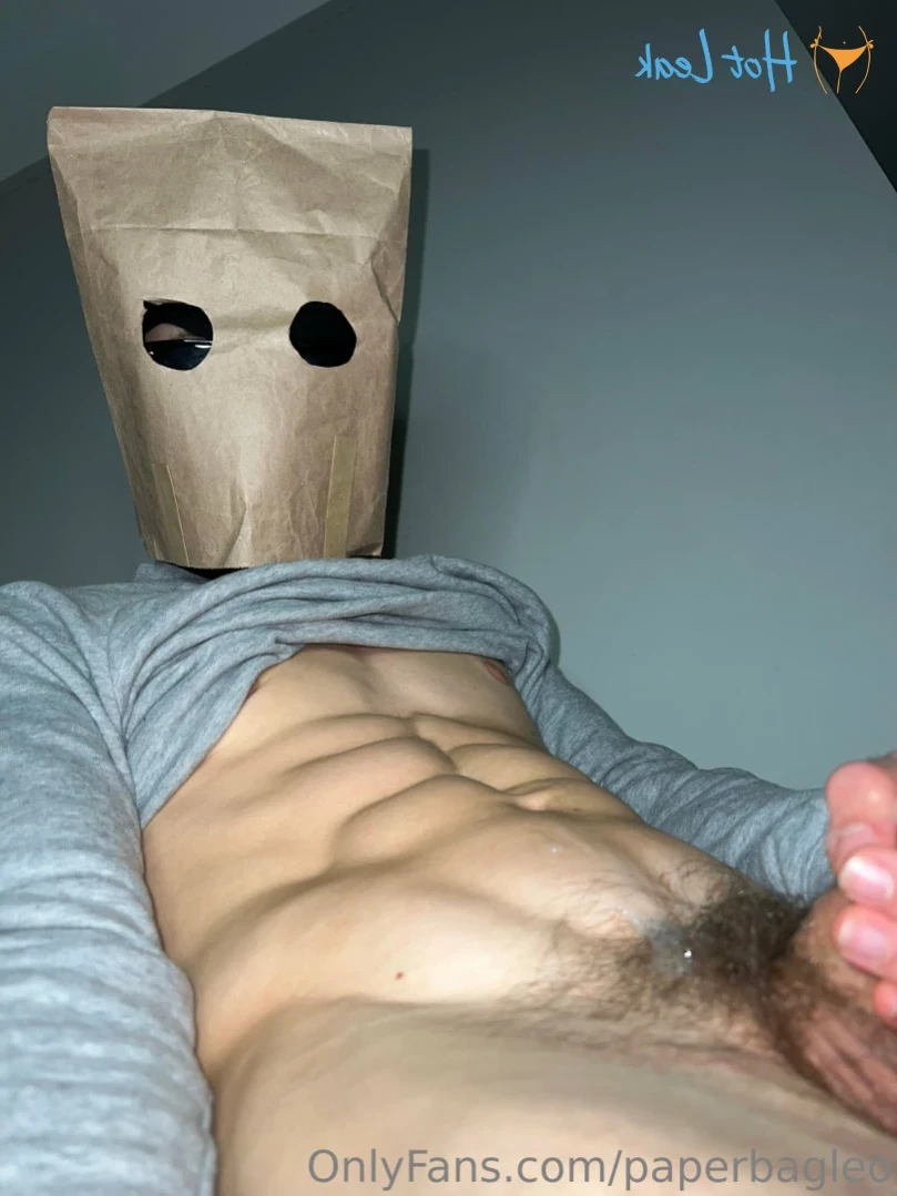 Paper Bag Leo [ paperbagleo ] Onlyfans leaked photo 15397729 on Hotleaks.tv