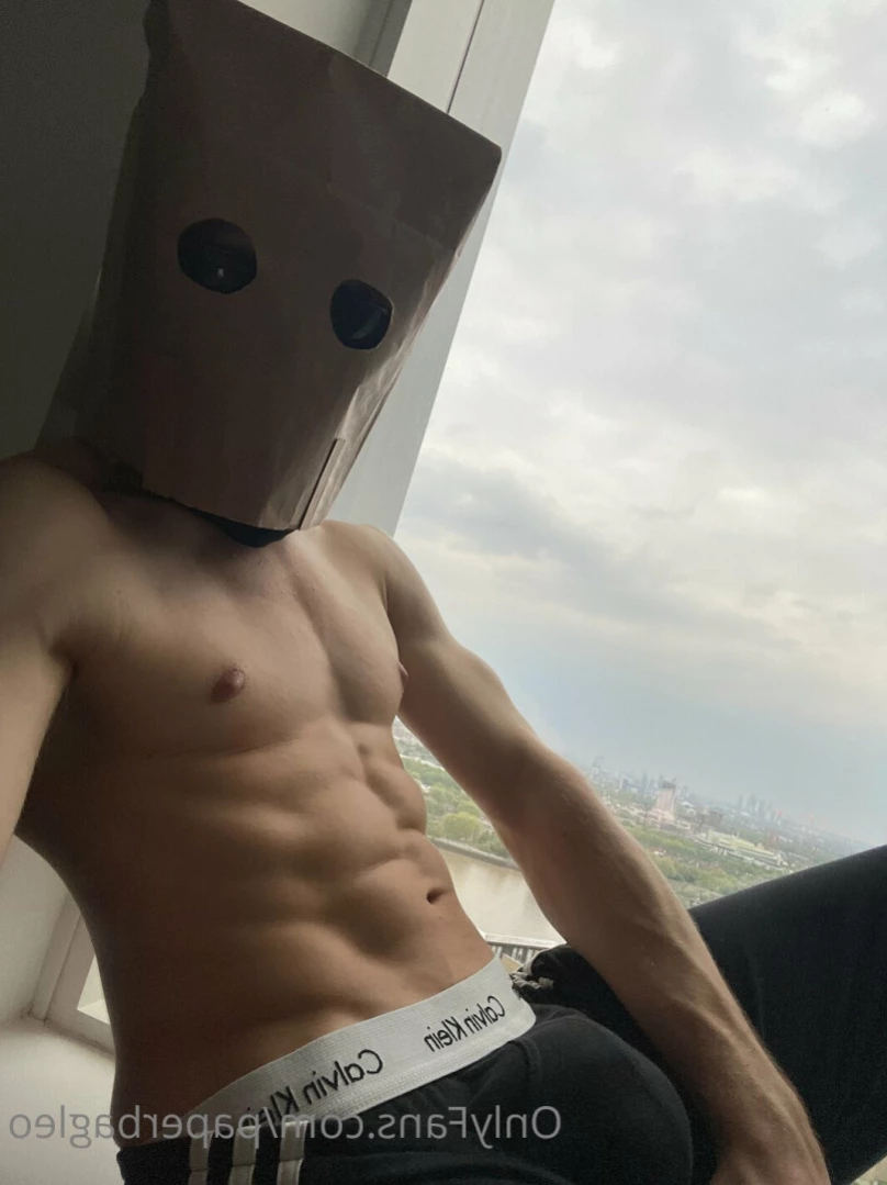 Paper Bag Leo [ paperbagleo ] Onlyfans leaked photo 15397790 on Hotleaks.tv