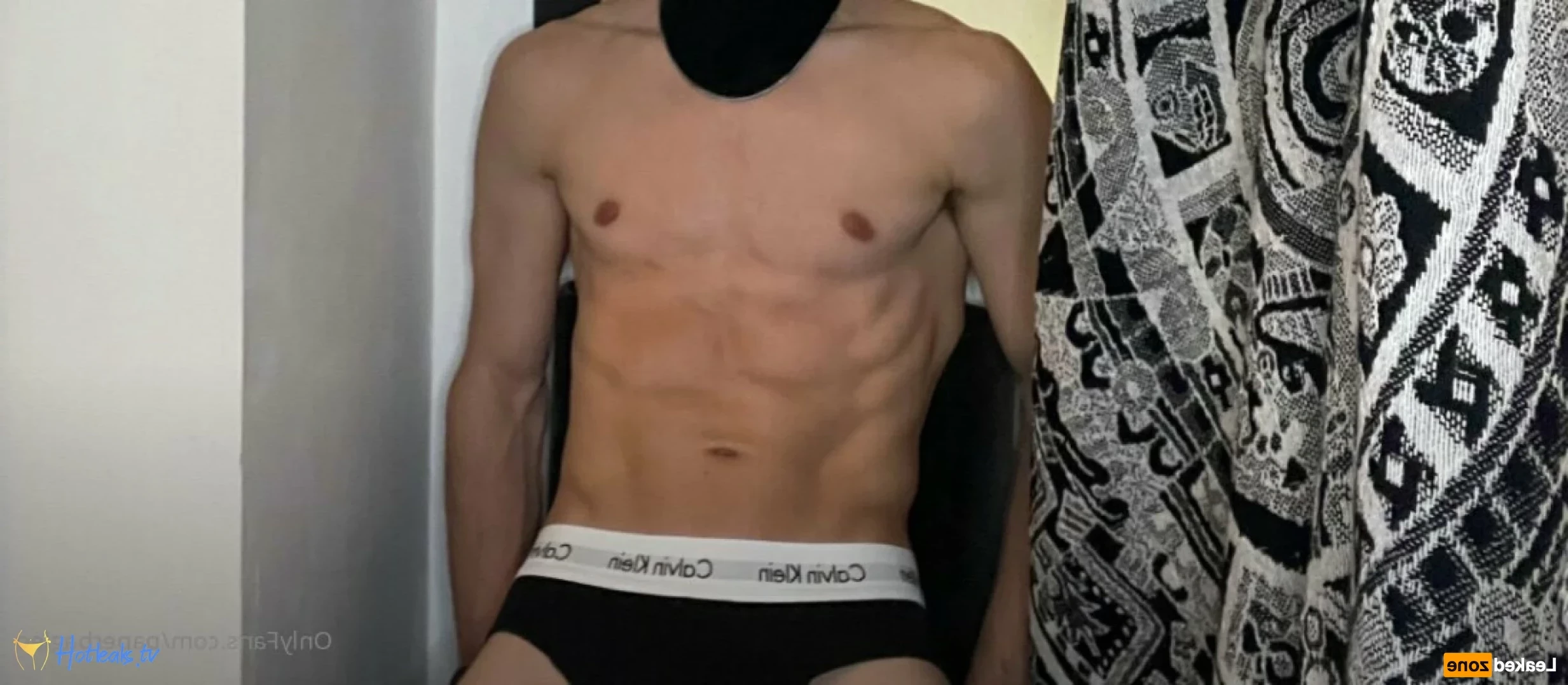 Paper Bag Leo [ paperbagleo ] Onlyfans leaked photo 15397855 on Hotleaks.tv