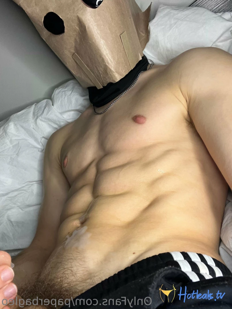 Paper Bag Leo [ paperbagleo ] Onlyfans leaked photo 15791592 on Hotleaks.tv