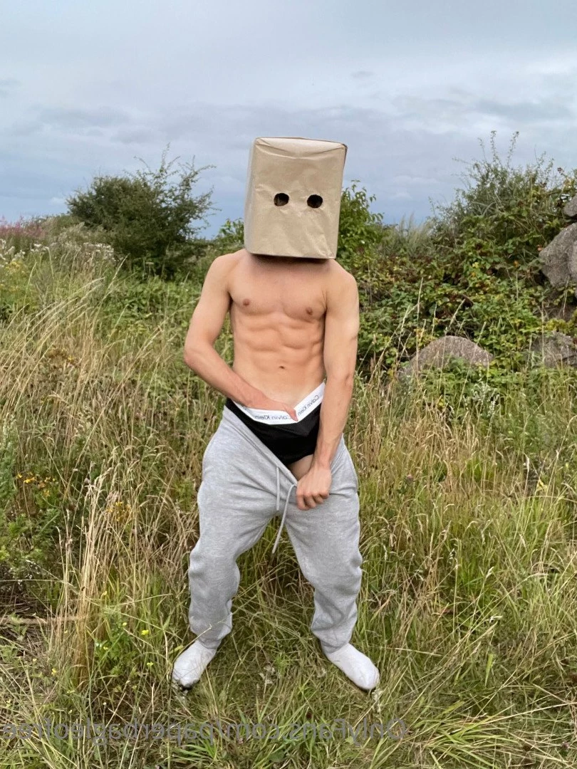 Paper Bag Leo ❕FREE❕ [ paperbagleofree ] Onlyfans leaked photo 2129294 on Hotleaks.tv