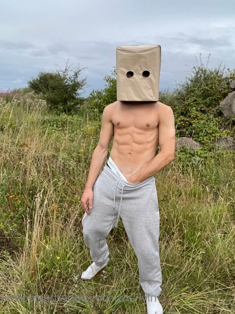 Paper Bag Leo ❕FREE❕ [ paperbagleofree ] Onlyfans leaked photo 2129339 on Hotleaks.tv