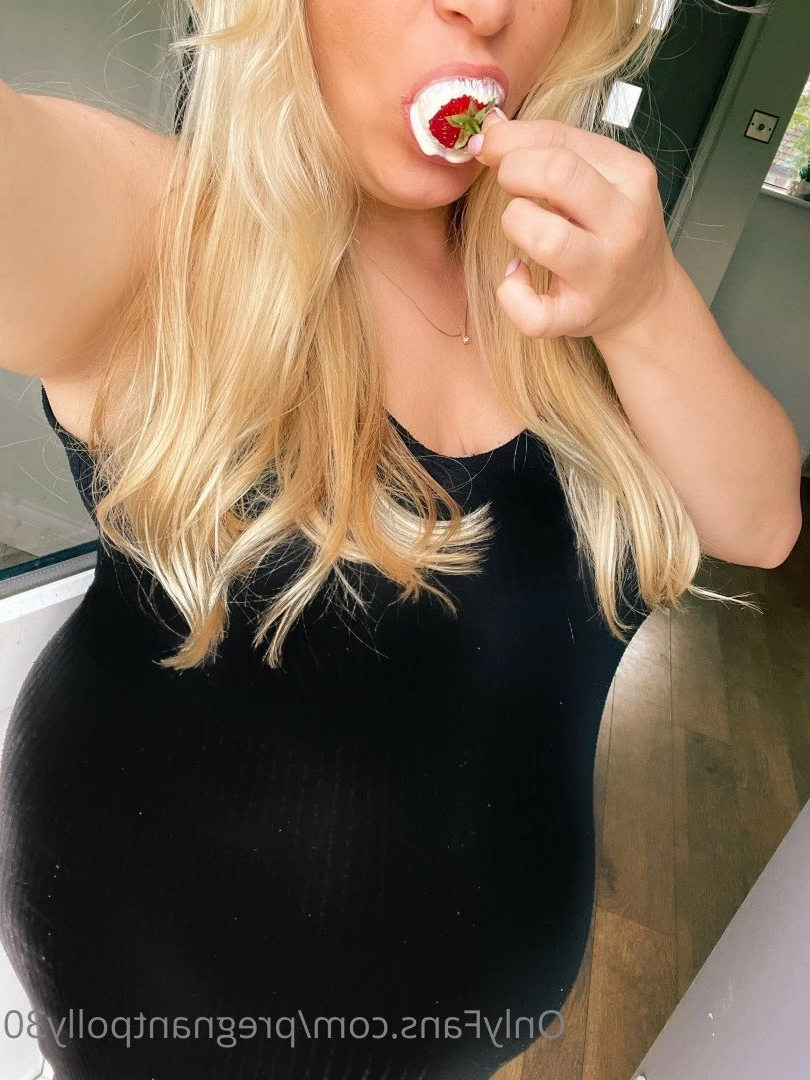 Pregnant Polly 🤰😈 [ pregnantpolly30 ] Onlyfans leaked photo 2129050 on Hotleaks.tv