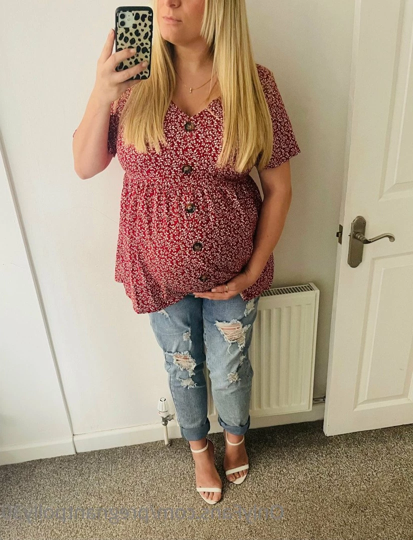 Pregnant Polly 🤰😈 [ pregnantpolly30 ] Onlyfans leaked photo 2147176 on Hotleaks.tv