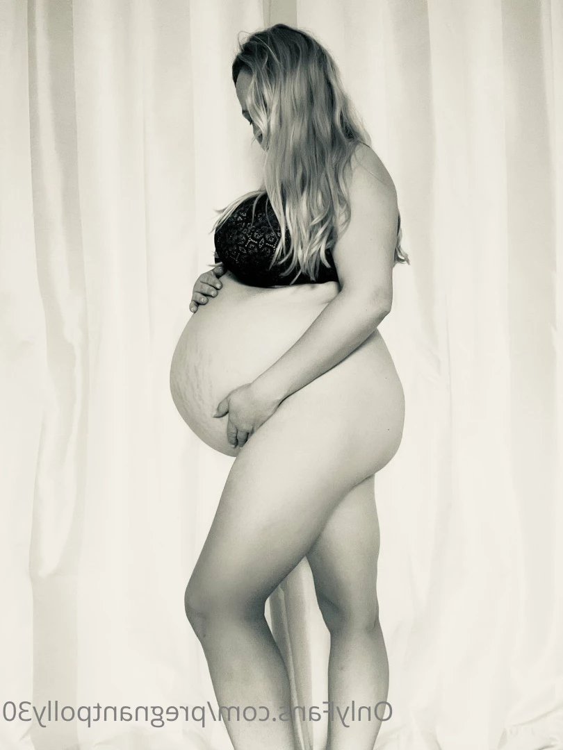 Pregnant Polly 🤰😈 [ pregnantpolly30 ] Onlyfans leaked photo 7479360 on Hotleaks.tv