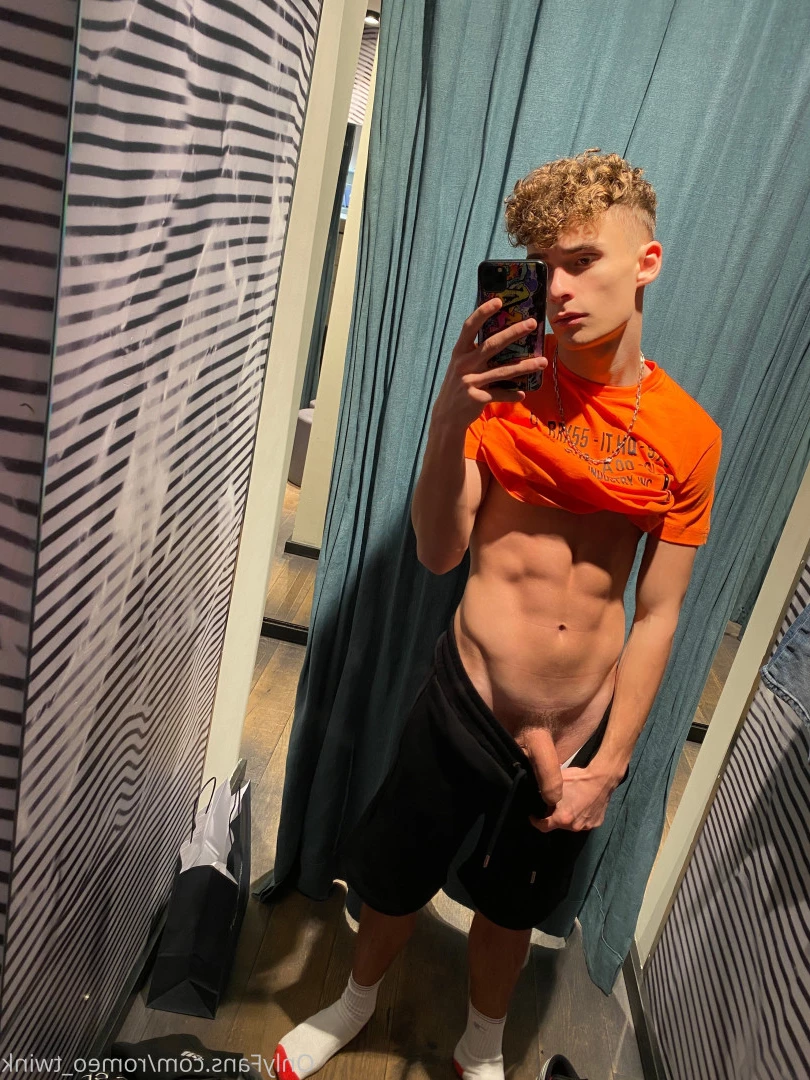 Romeo18 [ romeo_twink ] Onlyfans leaked photo 6079544 on Hotleaks.tv