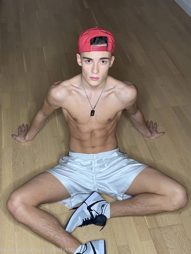 Romeo18 [ romeo_twink ] Onlyfans leaked photo 6079963 on Hotleaks.tv