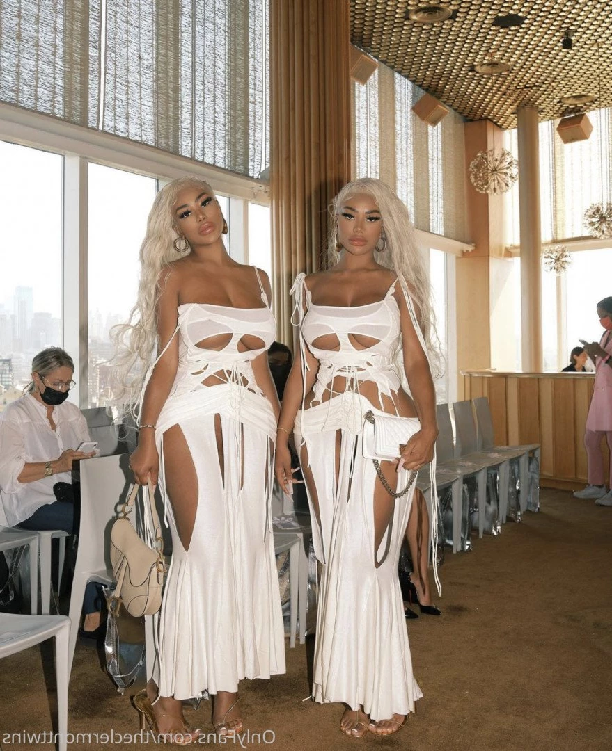 💋CLERMONT TWINS 💋 [ theclermonttwins ] Onlyfans leaked photo 2124801 on Hotleaks.tv