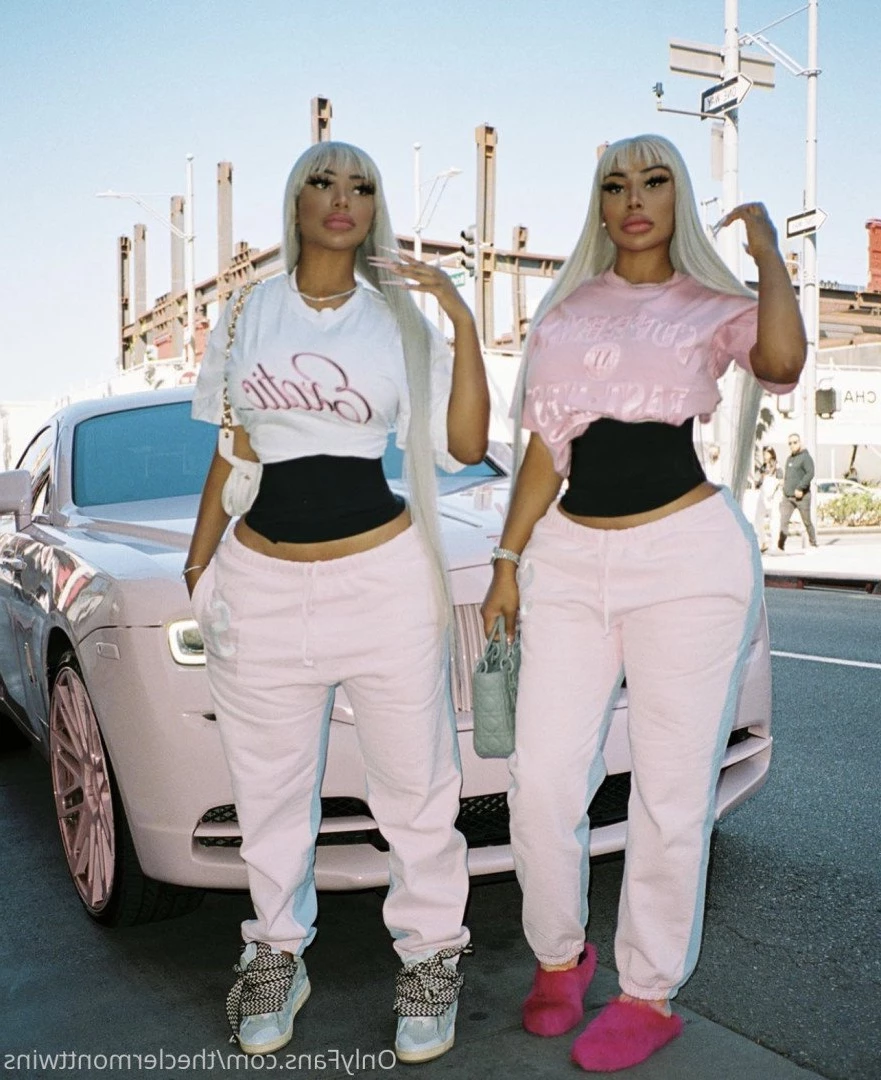 💋CLERMONT TWINS 💋 [ theclermonttwins ] Onlyfans leaked photo 4337972 on Hotleaks.tv