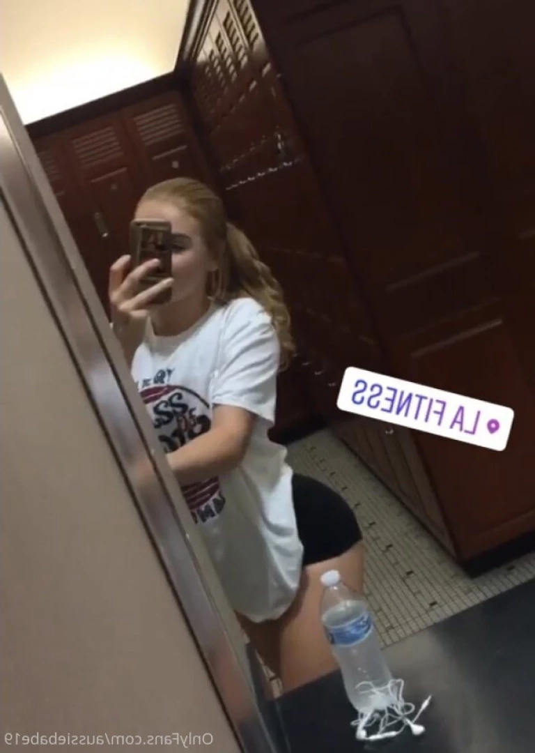 Foreign toy♥️ [ aussiebabe19 ] Onlyfans leaked photo 6421862 on Hotleaks.tv