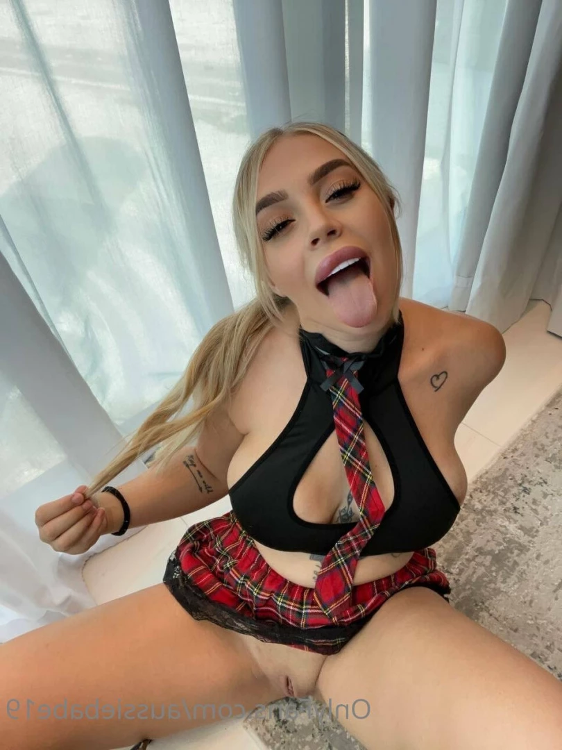 Foreign toy♥️ [ aussiebabe19 ] Onlyfans leaked photo 6422288 on Hotleaks.tv