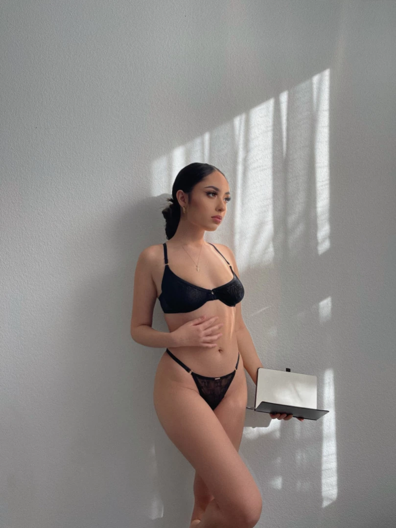 brianawinter Onlyfans leaked photo 10862590 on Hotleaks.tv