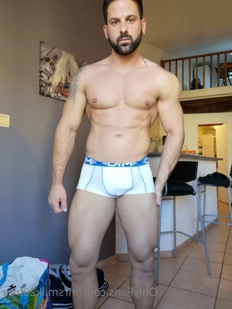 Joe Thomas 💦 FREE [ mrsmilk20free ] Onlyfans leaked photo 2146606 on Hotleaks.tv