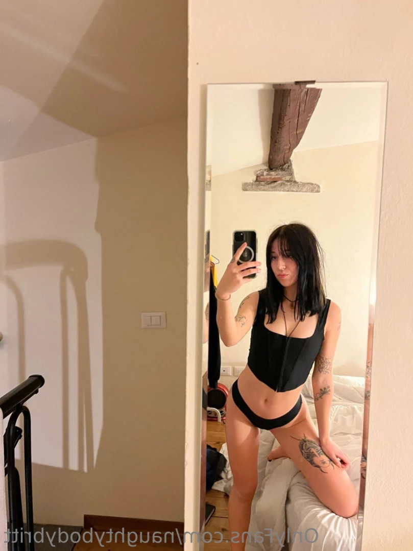 ASU college freshmen 💋 [ naughtybodybritt ] Onlyfans leaked photo 15170755 on Hotleaks.tv