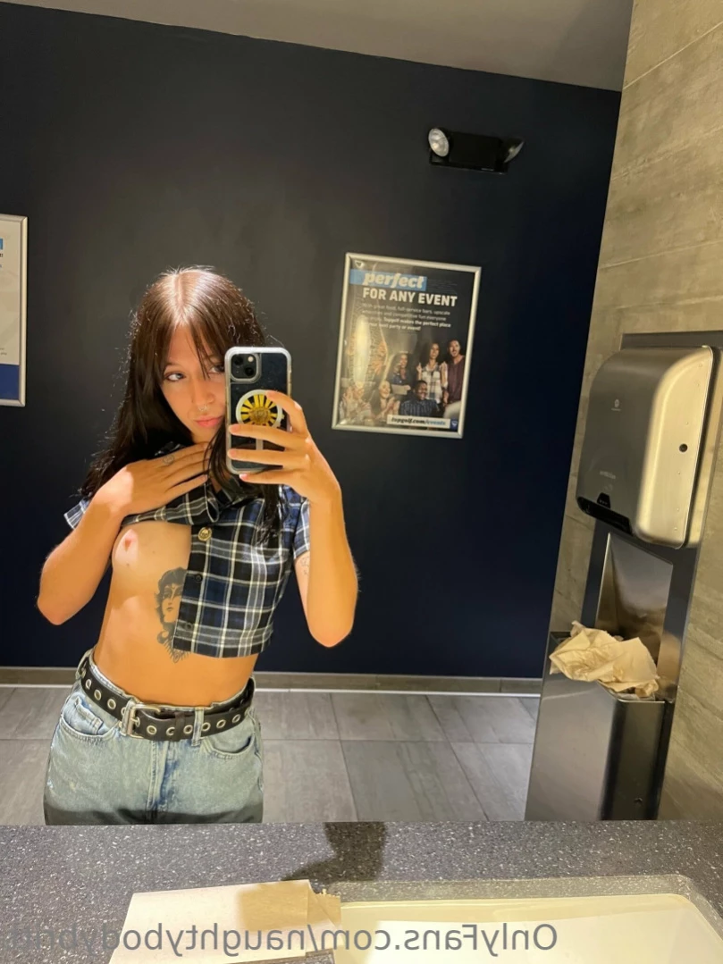 ASU college freshmen 💋 [ naughtybodybritt ] Onlyfans leaked photo 15405491 on Hotleaks.tv