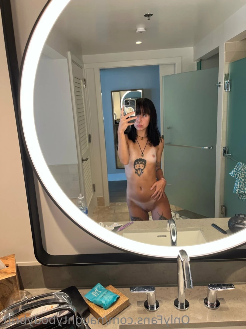 ASU college freshmen 💋 [ naughtybodybritt ] Onlyfans leaked photo 15407335 on Hotleaks.tv