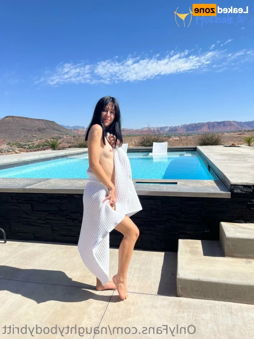 ASU college freshmen 💋 [ naughtybodybritt ] Onlyfans leaked photo 15412575 on Hotleaks.tv