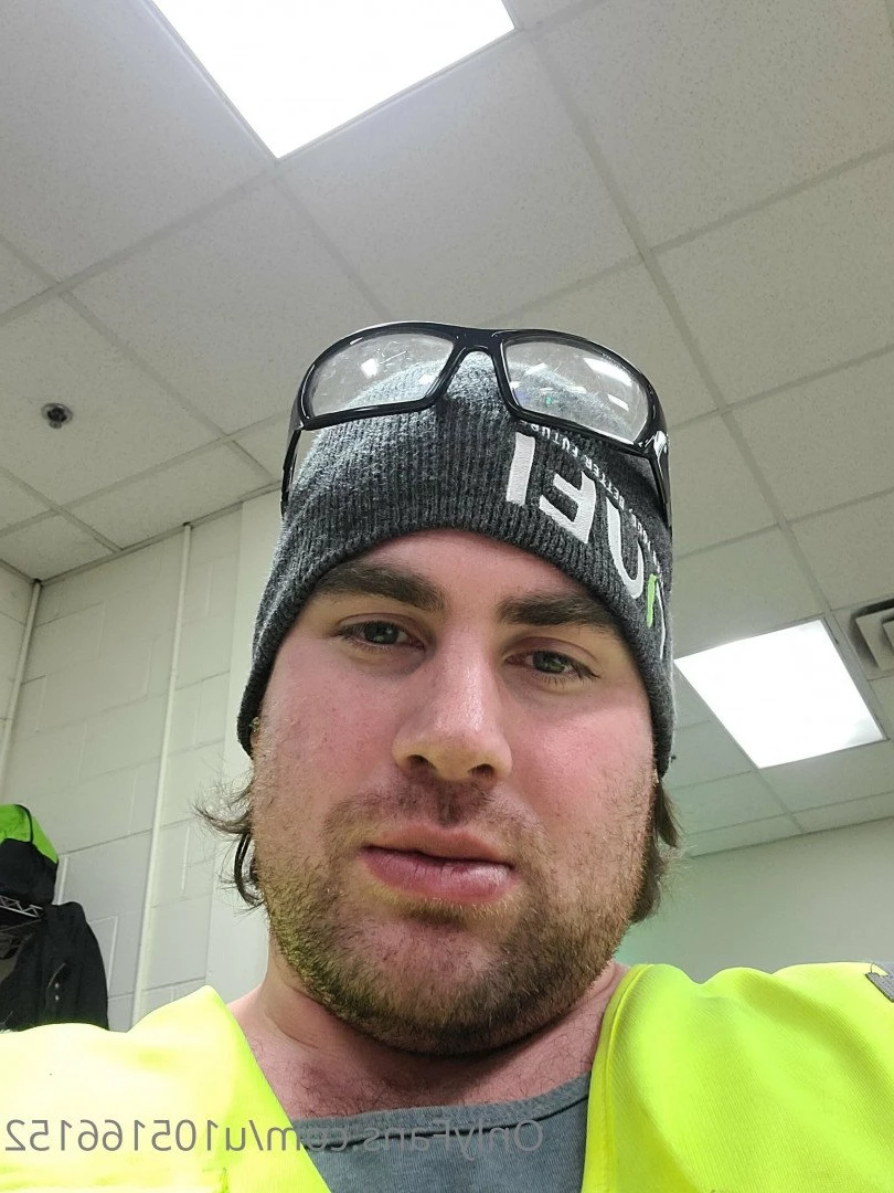 Blue Collar Steve [ u105166152 ] Onlyfans leaked photo 2145325 on Hotleaks.tv