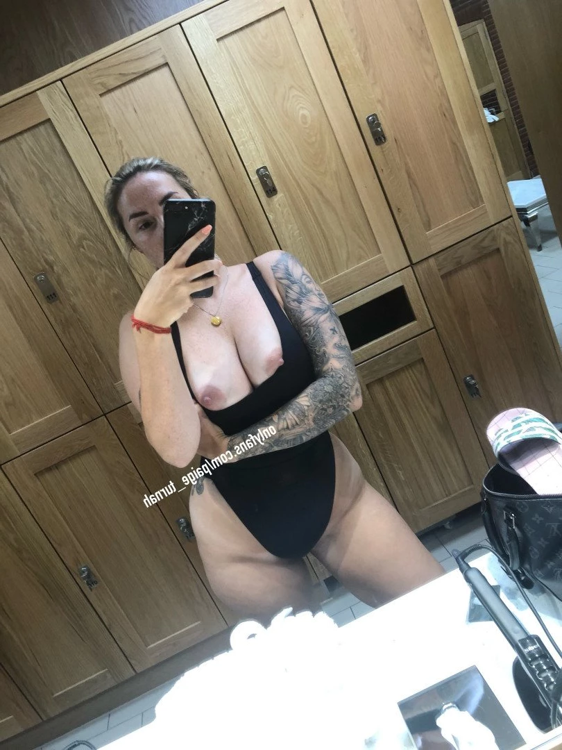 👑 𝐁𝐫𝐢𝐭𝐢𝐬𝐡 𝐏𝐀𝐖𝐆 𝐐𝐮𝐞𝐞𝐧 👑 [ paige_turnah ] Onlyfans leaked photo 4300808 on Hotleaks.tv