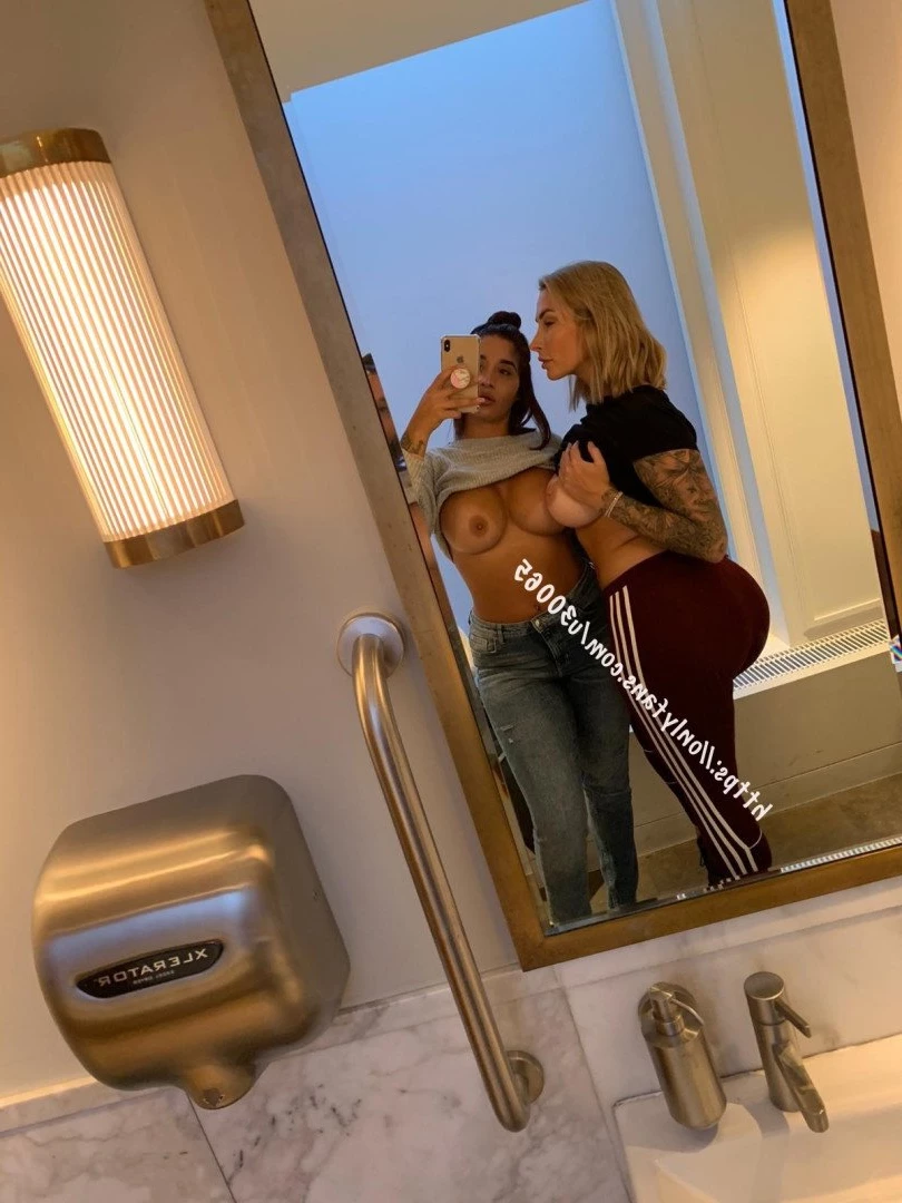 👑 𝐁𝐫𝐢𝐭𝐢𝐬𝐡 𝐏𝐀𝐖𝐆 𝐐𝐮𝐞𝐞𝐧 👑 [ paige_turnah ] Onlyfans leaked photo 4393886 on Hotleaks.tv