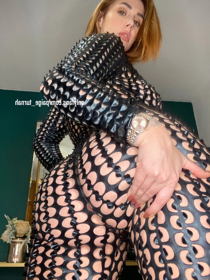 👑 𝐁𝐫𝐢𝐭𝐢𝐬𝐡 𝐏𝐀𝐖𝐆 𝐐𝐮𝐞𝐞𝐧 👑 [ paige_turnah ] Onlyfans leaked photo 4406704 on Hotleaks.tv